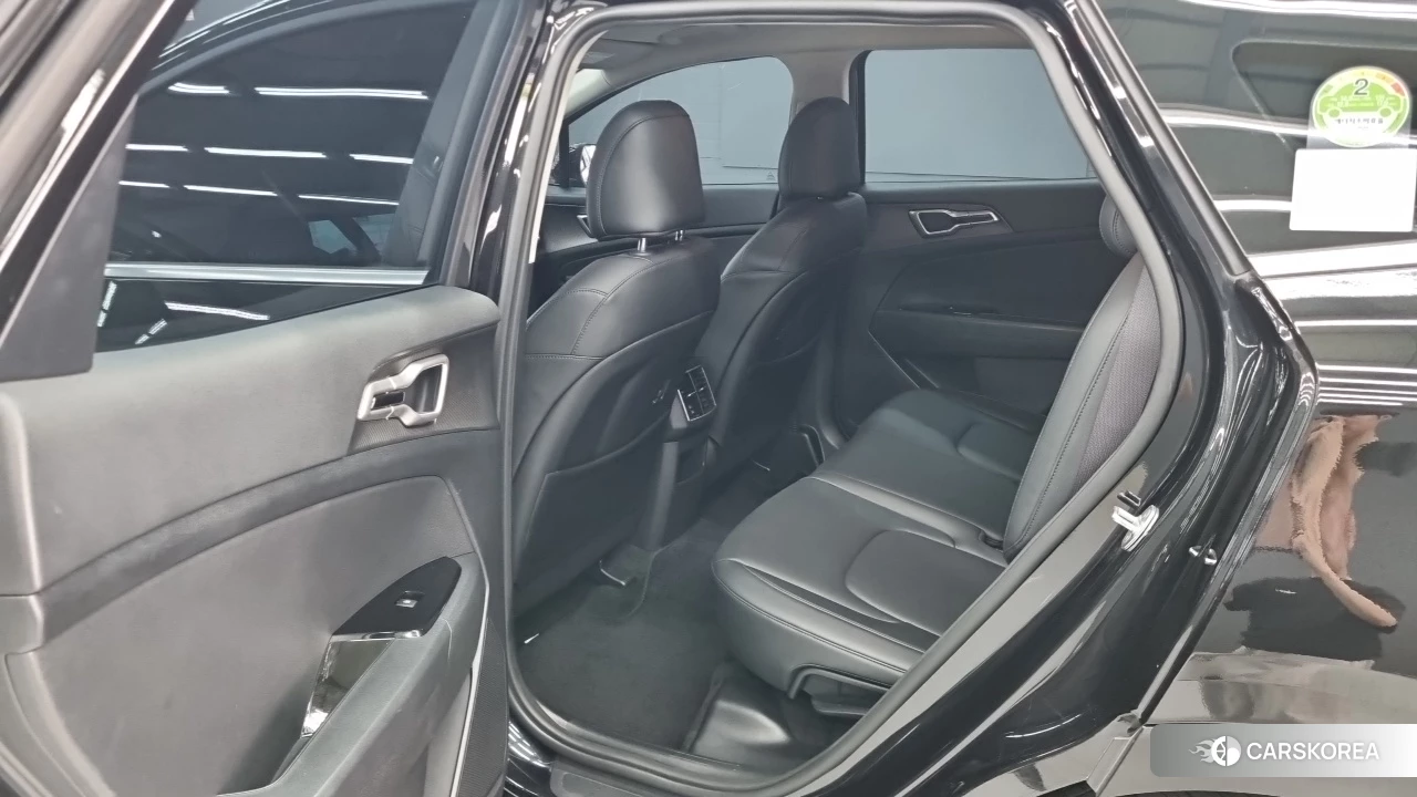 Kia Sportage 5th Generation 2022 Черный из Кореи, фото 2
