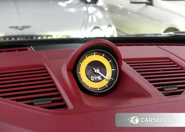 Porsche 911(992) 2023 Серебристо-серый из Кореи, фото 2