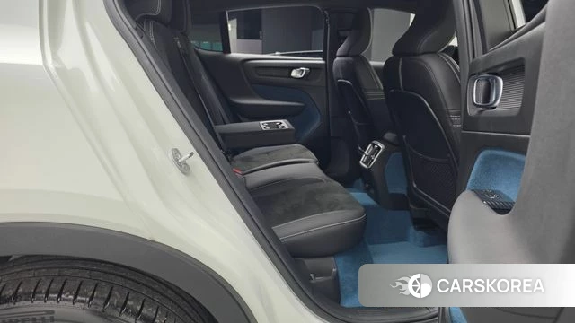 Volvo C40 Richards 2022 Белый из Кореи, фото 2