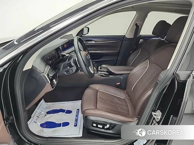 BMW 6 Series GT (G32) 2023 Черный из Кореи, фото 2