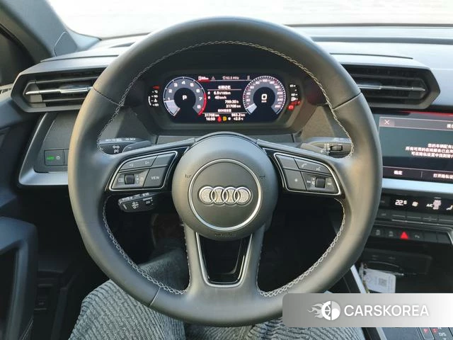 Audi A3 2023 Зеленый из Китая, фото 2