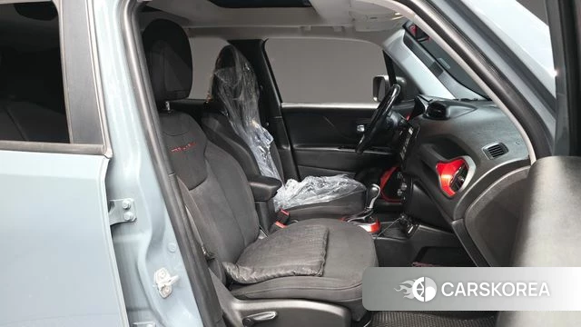 Jeep Renegade 2018 Серый из Кореи, фото 2