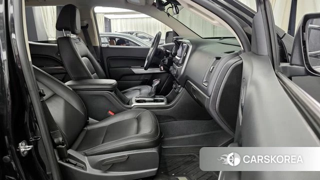 Chevrolet (GM Daewoo) Real New Colorado 2022 Черный из Кореи, фото 2