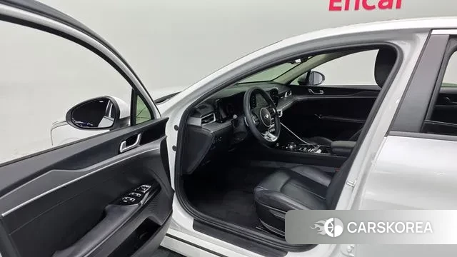 Kia K5 3rd generation 2021 Белый из Кореи, фото 2