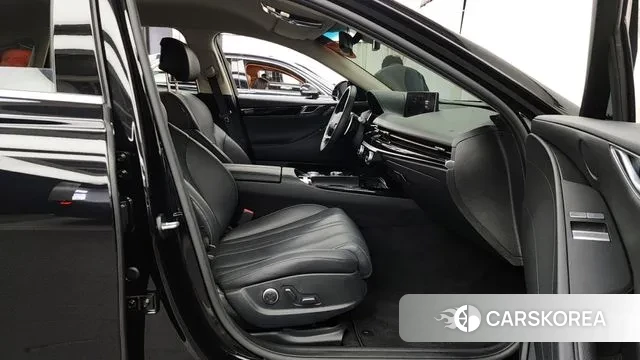 Genesis G80 (RG3) 2023 Черный из Кореи, фото 2