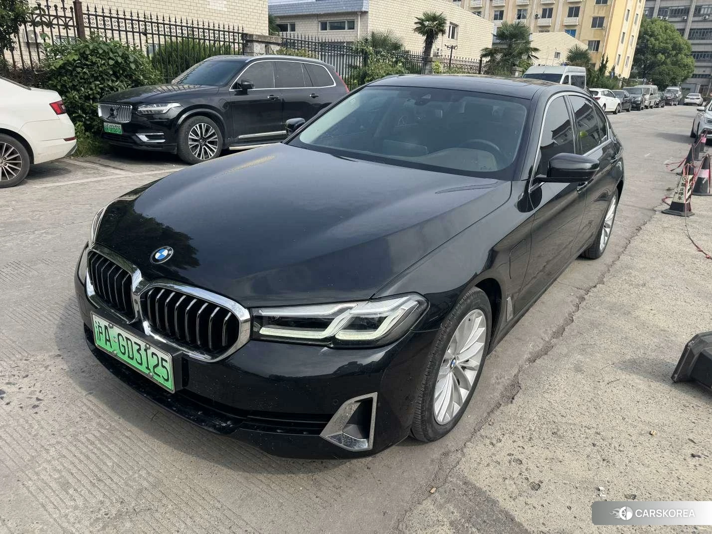 BMW 5 series PHEV 2021 Черный из Китая, фото 2