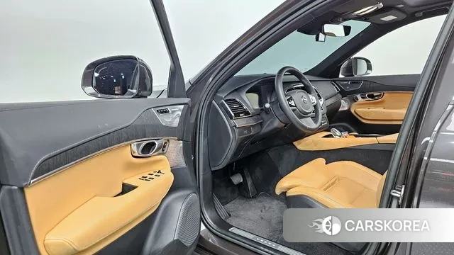 Volvo XC90 second Generation 2023 Серый из Кореи, фото 2