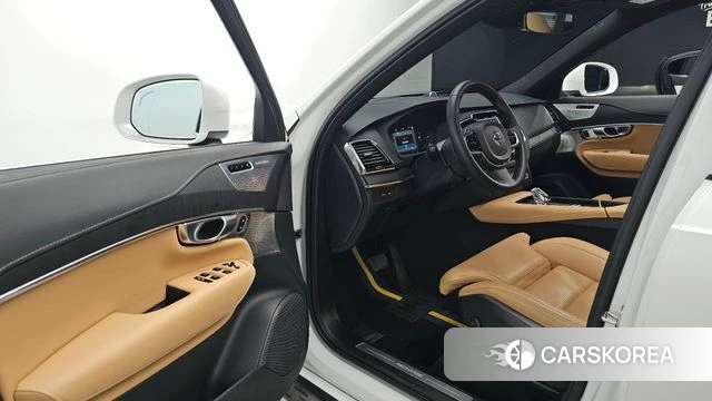 Volvo XC90 second Generation 2024 Белый из Кореи, фото 2