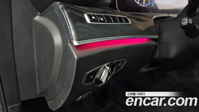 Mercedes-Benz E-Class W213 2019 Черный из Кореи, фото 2