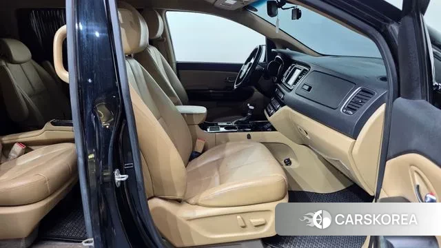 Kia The New Carnival 2018 Черный из Кореи, фото 2