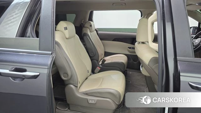 Kia Carnival 4th generation 2020 Серый из Кореи, фото 2