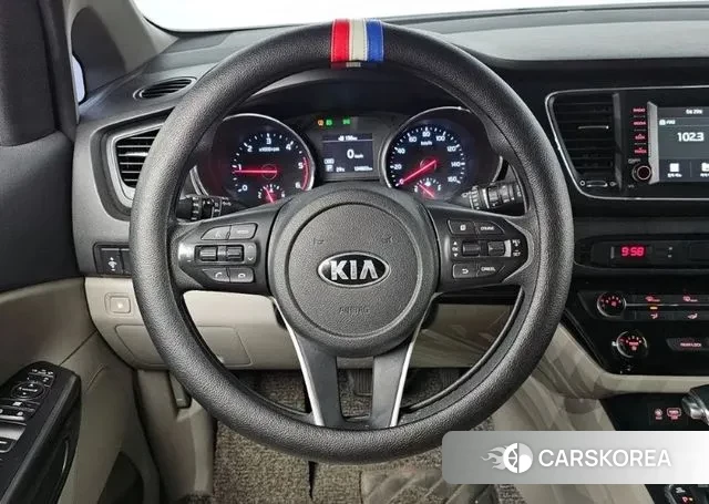 Kia The New Carnival 2018 Белый из Кореи, фото 2