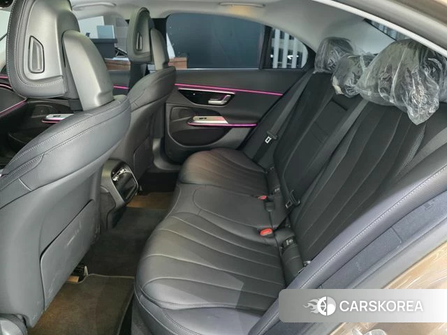 Mercedes-Benz E-Class W214 2025 Коричневый из Кореи, фото 2