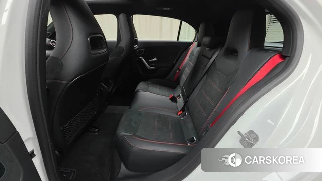 Mercedes-Benz A-Class W177 2025 Белый из Кореи, фото 2