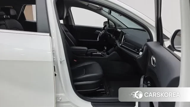 Kia Sportage 5th Generation 2021 Белый из Кореи, фото 2