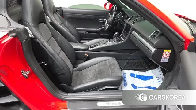 Porsche 718 Boxster 2020 Красный из Кореи, фото 2