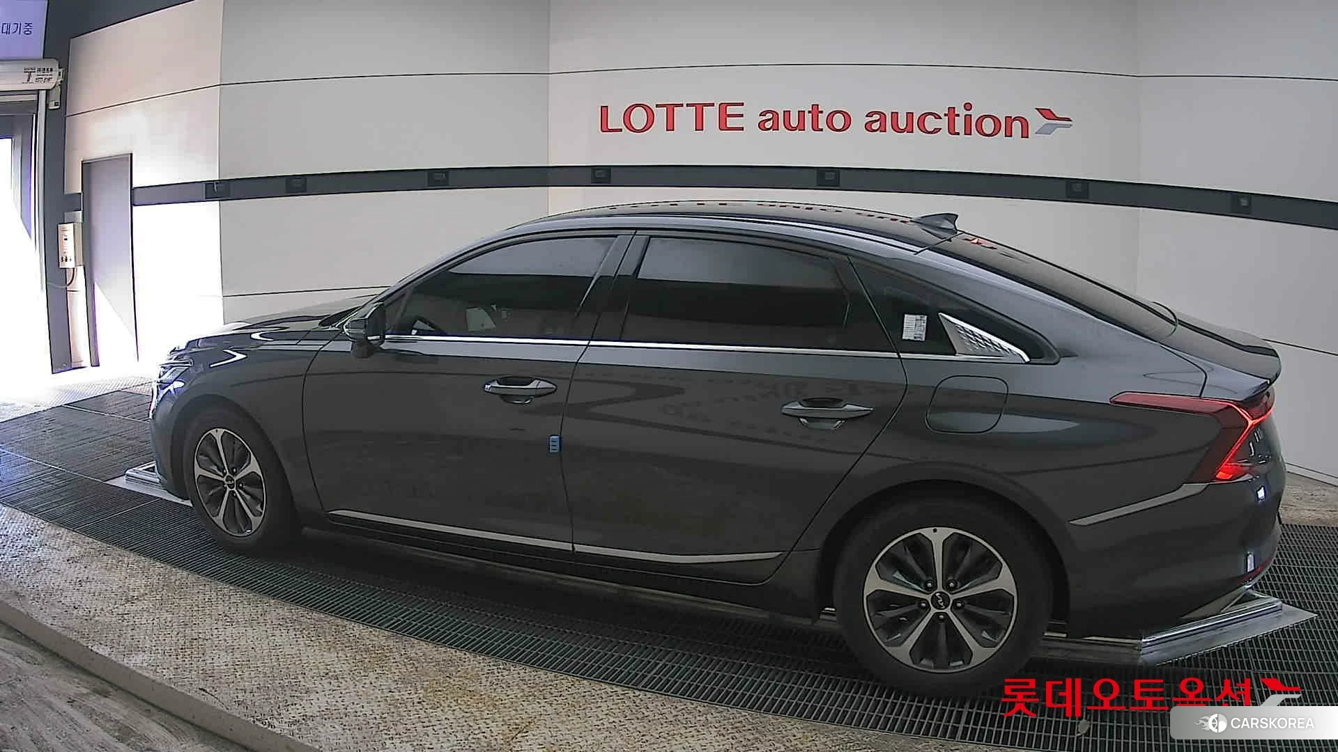 Kia K8 Hybrid 2022 Interstellagray из Кореи, фото 2