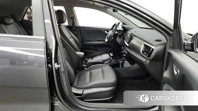 Kia Stonic 2020 Серый из Кореи, фото 2