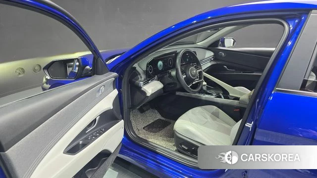 Hyundai Avante (CN7) 2022 Синий из Кореи, фото 2