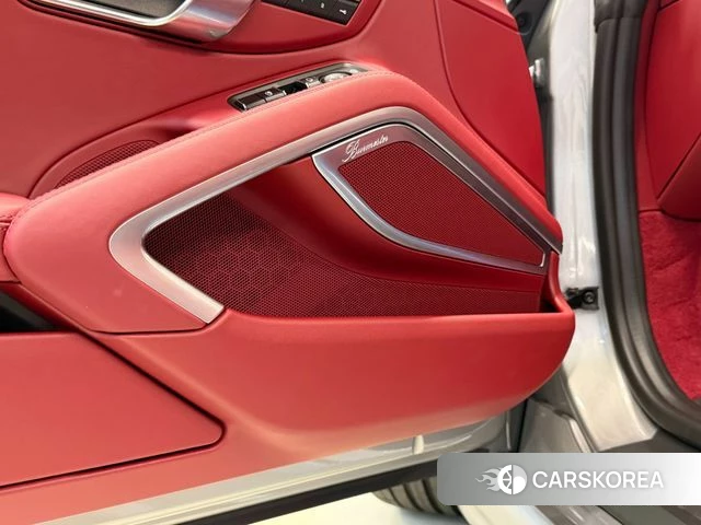 Porsche 718 Boxster 2023 Серебряный из Кореи, фото 2