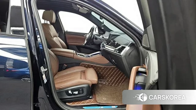 BMW X6 (G06) 2024 Черный из Кореи, фото 2