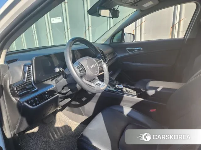 Kia Sportage 5th Generation Hybrid 2022 Белый из Кореи, фото 2