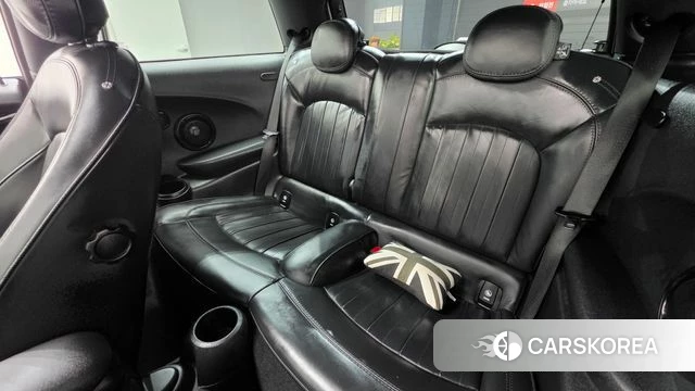 Mini Cooper S 2024 Белый из Кореи, фото 2