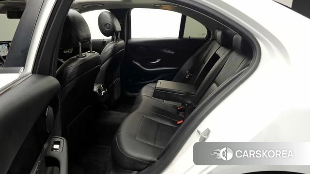 Mercedes-Benz C-Class W205 2020 Белый из Кореи, фото 2