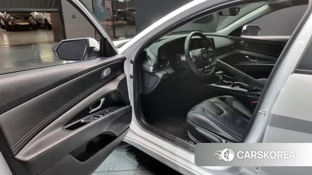 Hyundai Avante (CN7) 2023 Белый из Кореи, фото 2