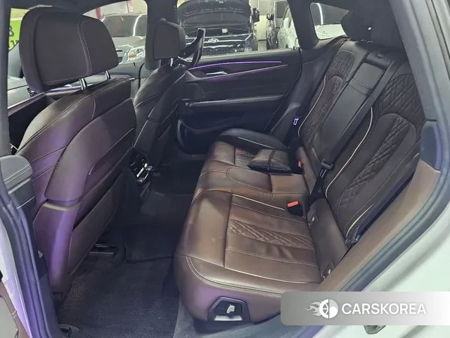 BMW 6 Series GT (G32) 2022 Белый из Кореи, фото 2