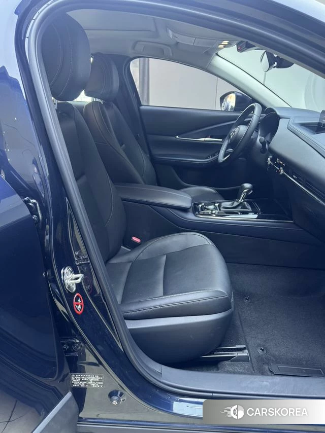Mazda CX-30 2022 Синий из Китая, фото 2