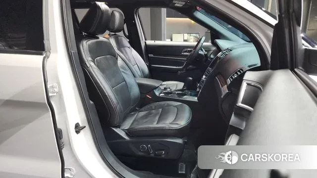 Ford Explorer 2018 Белый из Кореи, фото 2