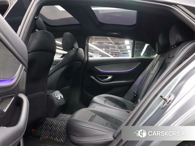 Mercedes-Benz AMG GT 2022 Темно-серый из Китая, фото 2