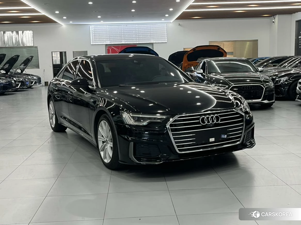 Audi A6L 2021 Черный из Китая, фото 2