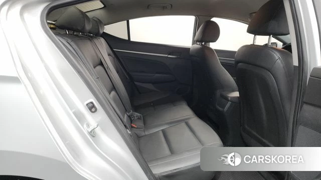 Hyundai Avante AD 2018 Серебряный из Кореи, фото 2