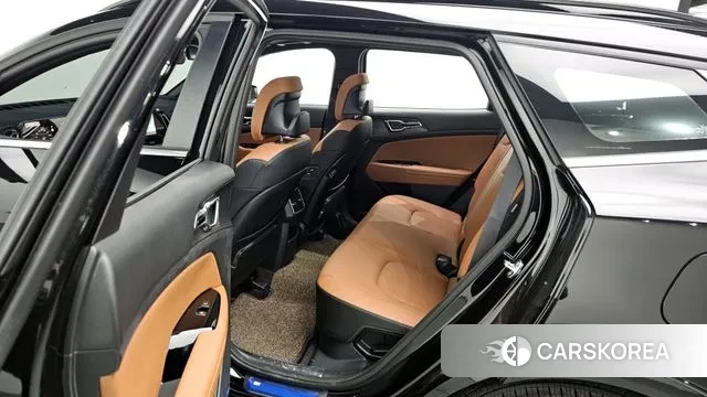 Kia Sportage 5th Generation Hybrid 2024 Черный из Кореи, фото 2