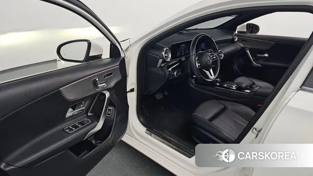 Mercedes-Benz A-Class W177 2020 Белый из Кореи, фото 2