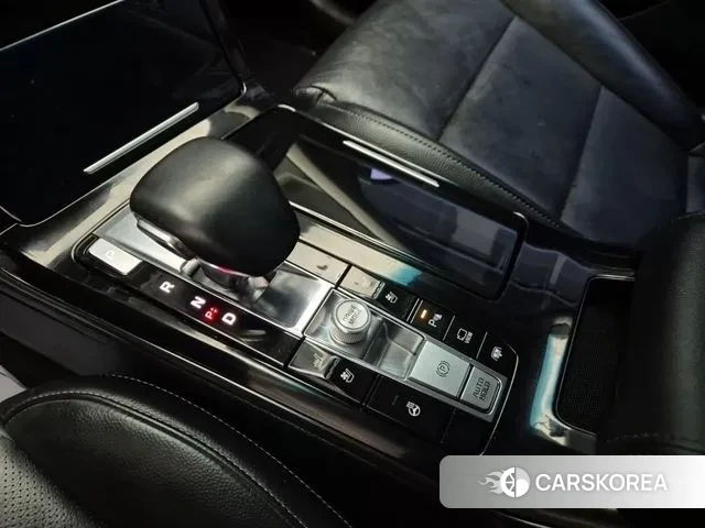 Kia K7 Premier 2020 Черный из Кореи, фото 2