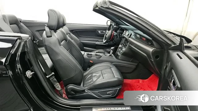 Ford Mustang 2018 Черный из Кореи, фото 2