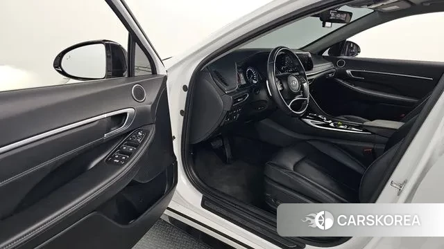 Hyundai Sonata (DN8) 2022 Белый из Кореи, фото 2