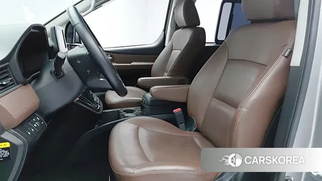 Hyundai The New Grand Starex 2018 Серебряный из Кореи, фото 2