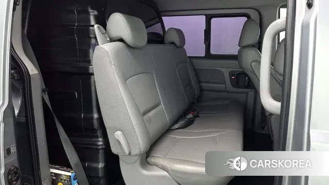 Hyundai The New Grand Starex 2018 Серебристо-серый из Кореи, фото 2