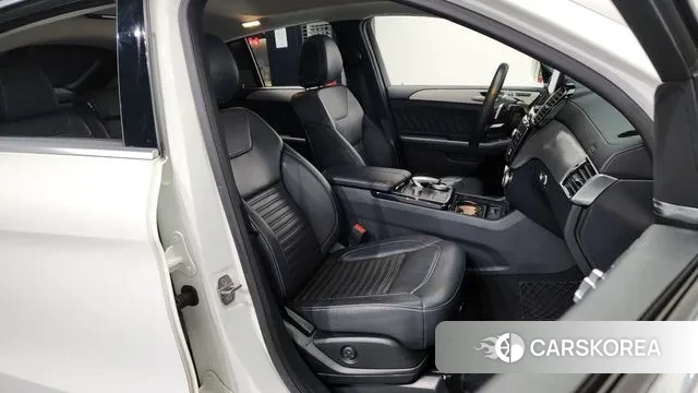 Mercedes-Benz GLE - Class W166 2018 Белый из Кореи, фото 2