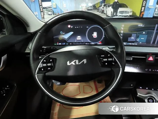 Kia EV6 2022 Белый из Кореи, фото 2