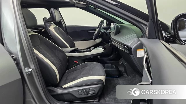 Kia EV6 2024 Серый из Кореи, фото 2