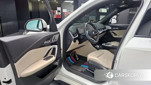 BMW X1 (U11) 2024 Белый из Кореи, фото 2