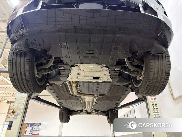 BMW X7 2025 Черный из Китая, фото 2