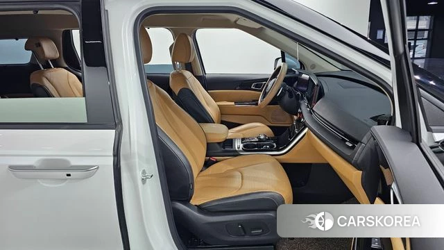 Kia Carnival 4th generation 2023 Белый из Кореи, фото 2