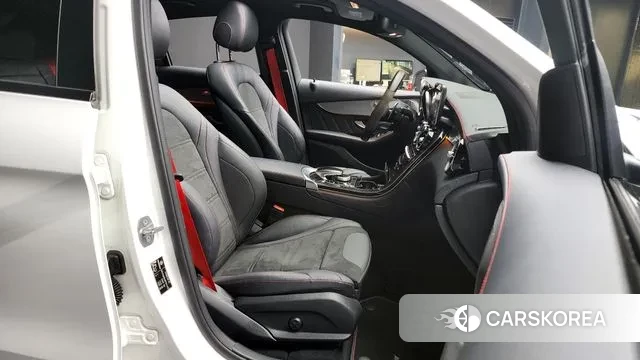 Mercedes-Benz GLC-Class X253 2019 Белый из Кореи, фото 2