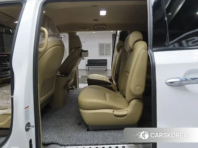Kia All New Carnival 2018 Белый из Кореи, фото 2